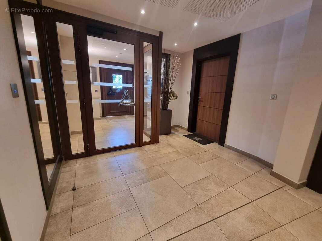 Appartement à CROISSY-SUR-SEINE