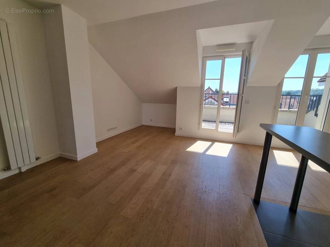 Appartement à CROISSY-SUR-SEINE