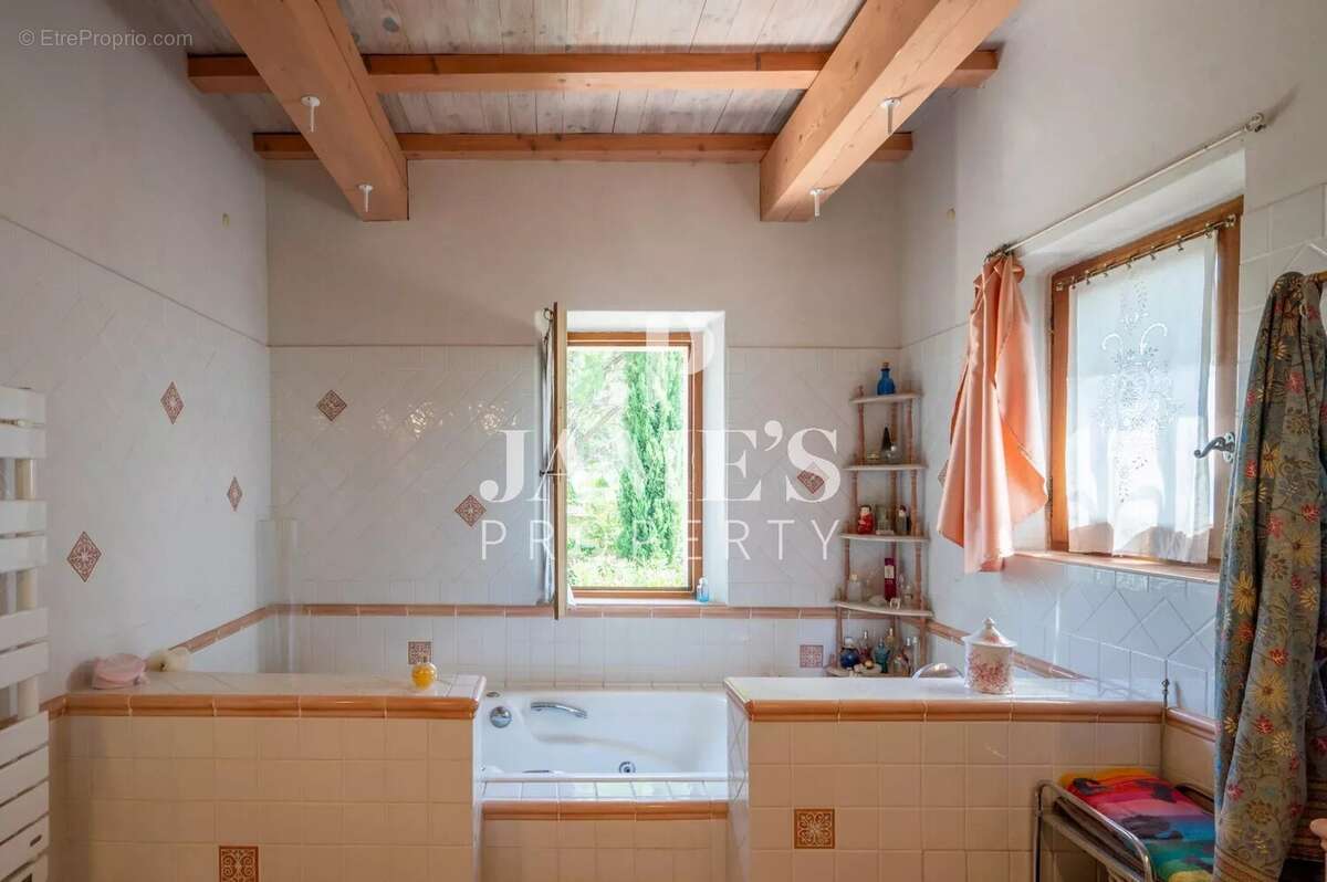 Maison à SAINT-REMY-DE-PROVENCE