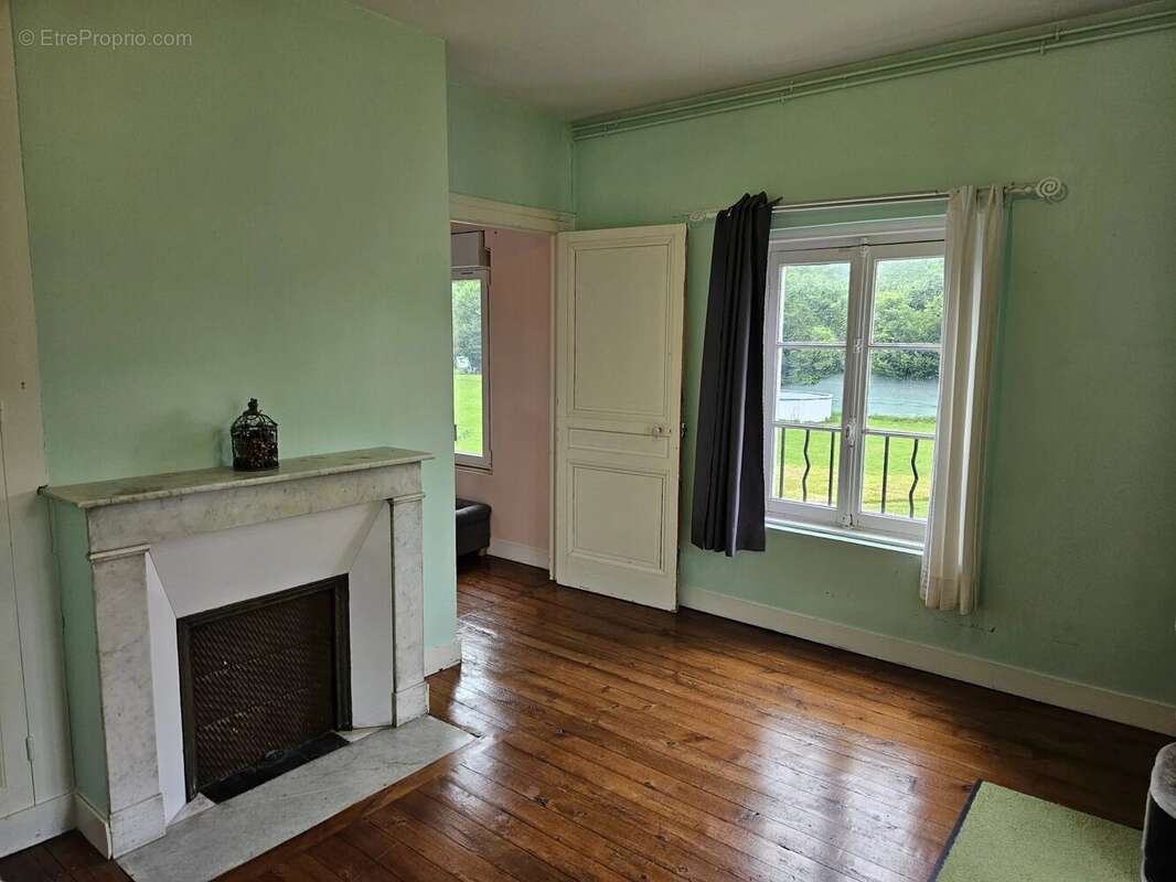 Maison à PONT-L'EVEQUE