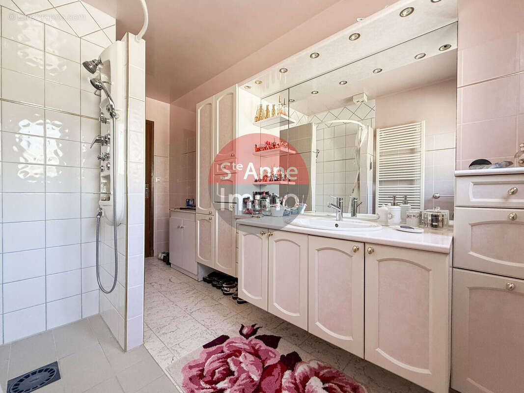 Photo 6 - Maison à ROYE