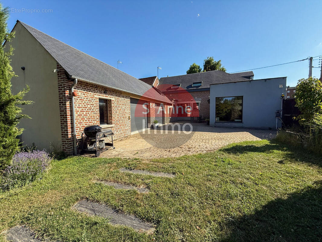 Photo 1 - Maison à ROYE