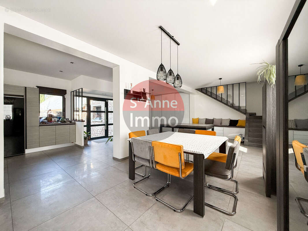 Photo 3 - Maison à ROYE