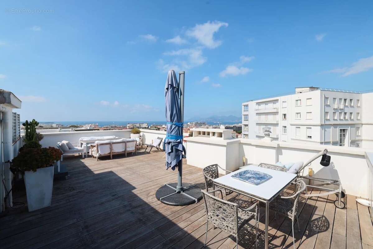 Appartement à CANNES
