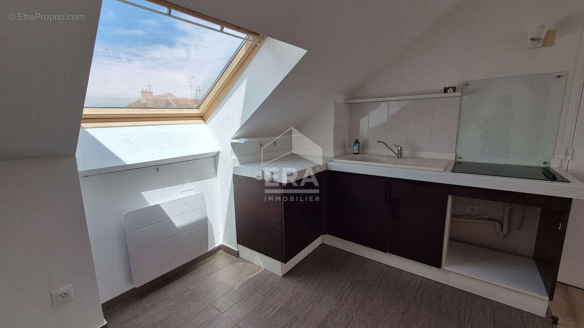 Appartement à BRIE-COMTE-ROBERT