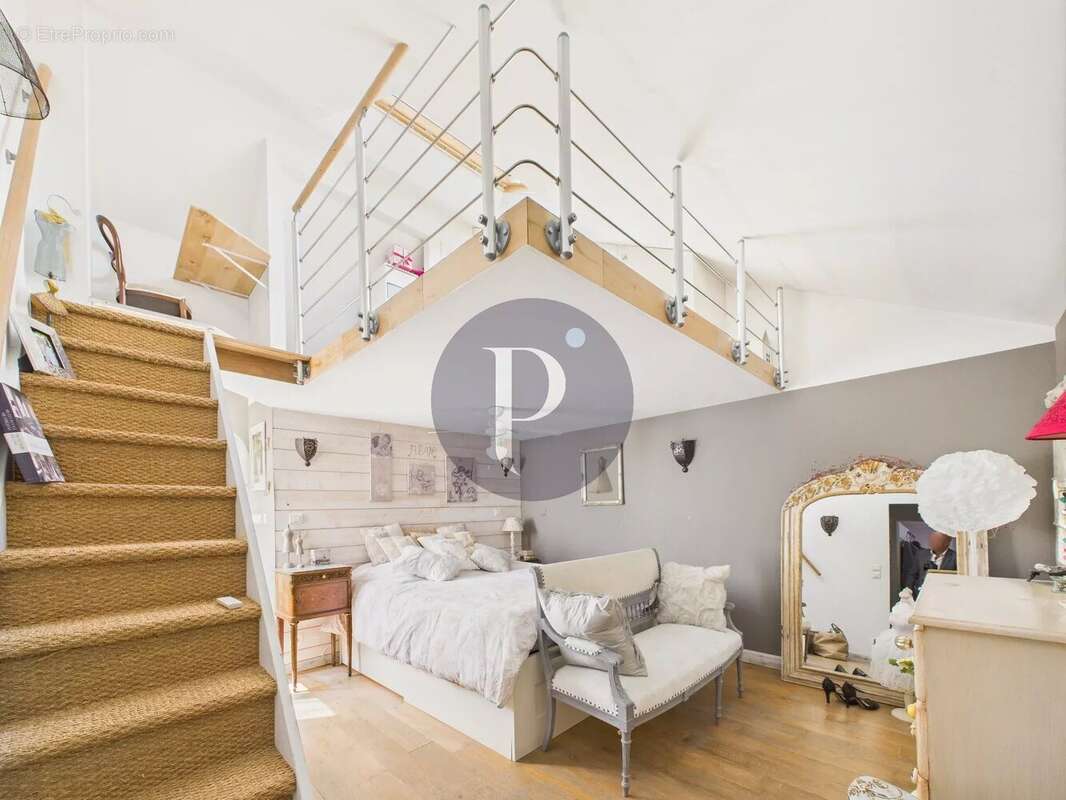 Maison à LE PLESSIS-ROBINSON