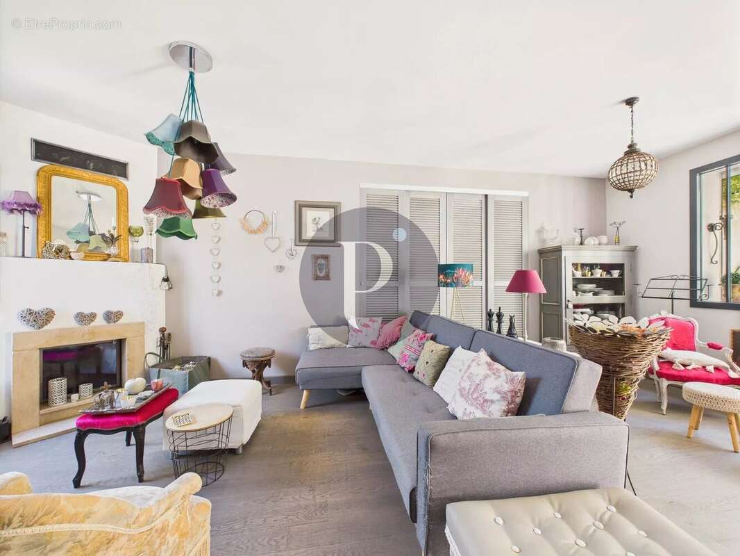 Maison à LE PLESSIS-ROBINSON