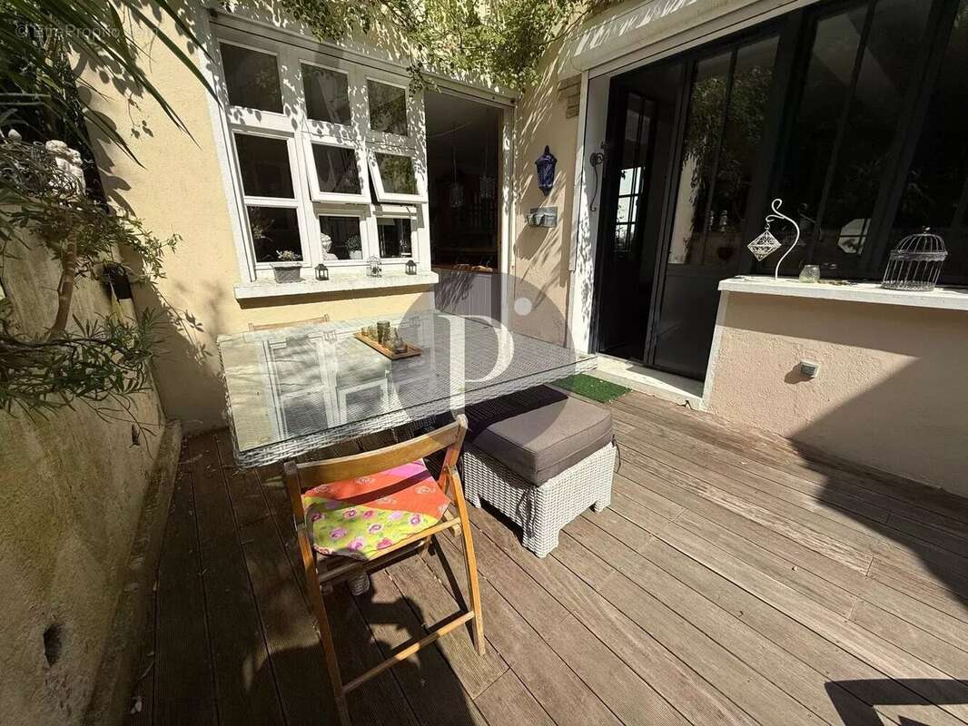 Maison à LE PLESSIS-ROBINSON