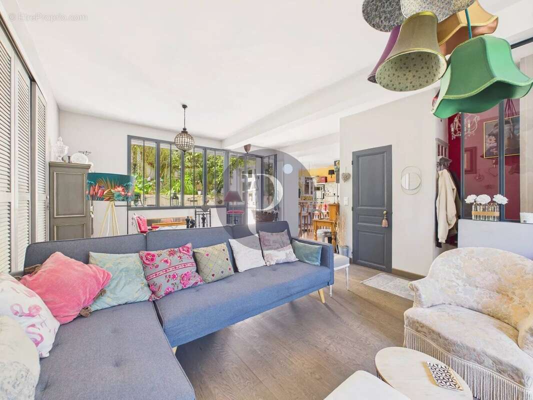 Maison à LE PLESSIS-ROBINSON