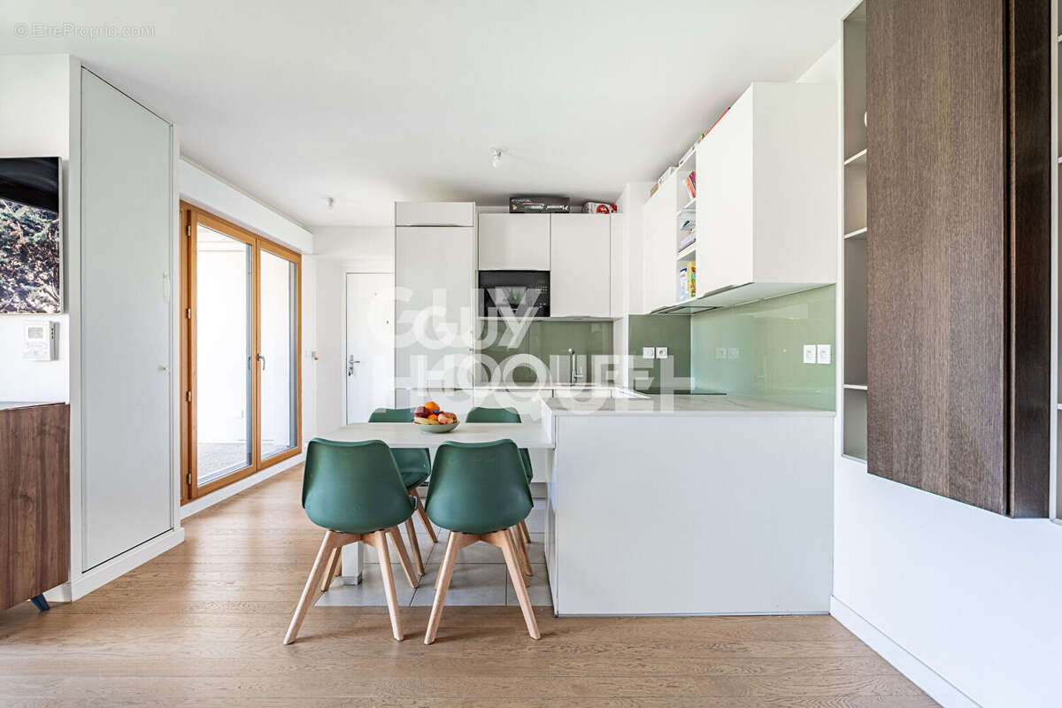 Appartement à ASNIERES-SUR-SEINE