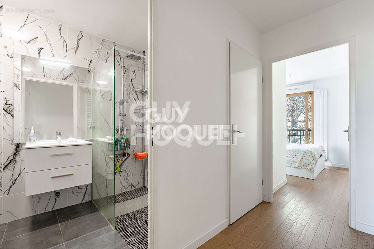 Appartement à ASNIERES-SUR-SEINE