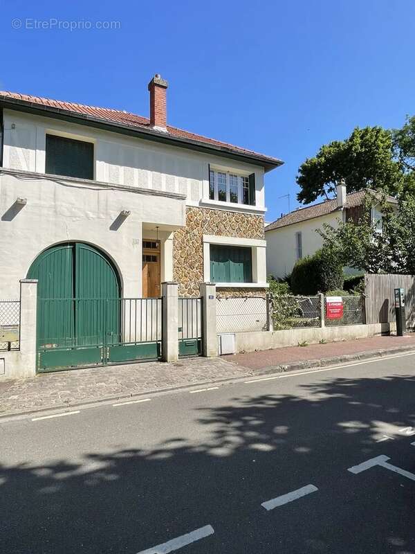 Maison à SAINT-GERMAIN-EN-LAYE