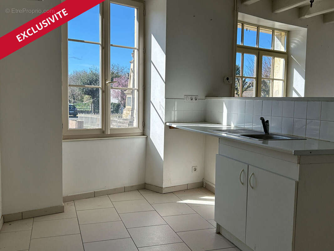 Maison à CHAMPNIERS