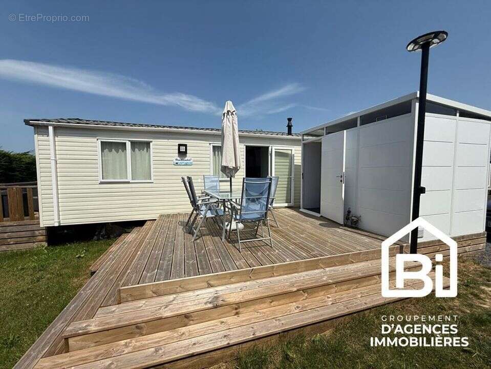 Terrain à OUISTREHAM