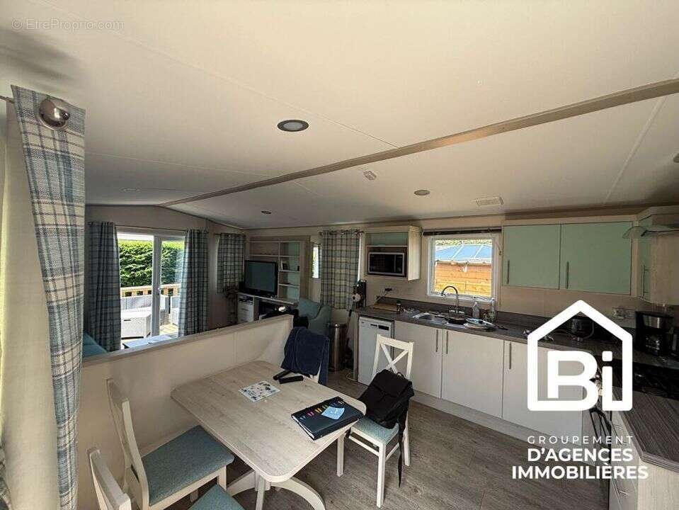 Terrain à OUISTREHAM