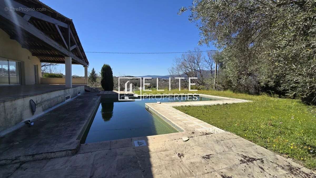 Appartement à VALBONNE