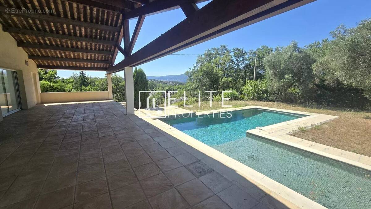 Appartement à VALBONNE