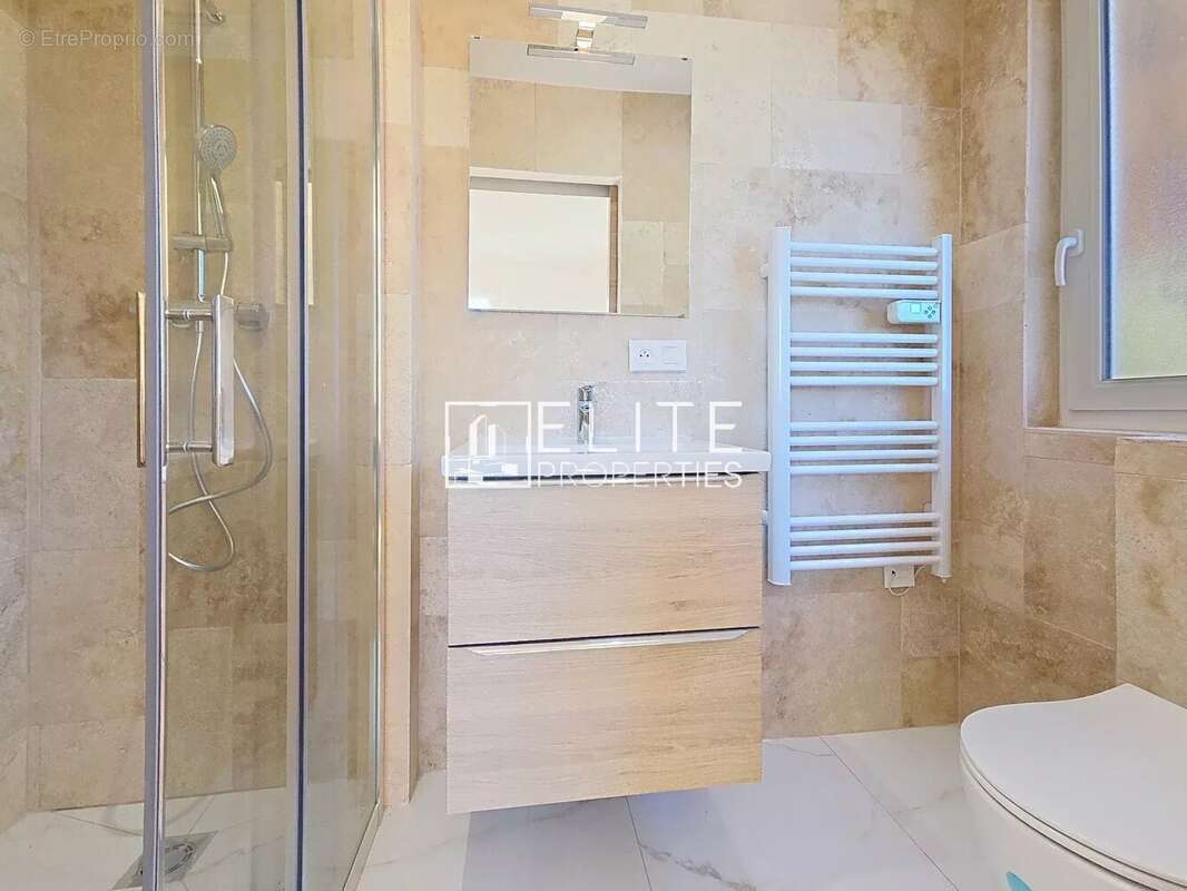 Appartement à VALBONNE