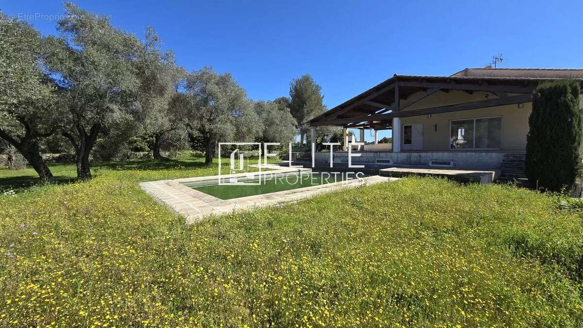 Appartement à VALBONNE