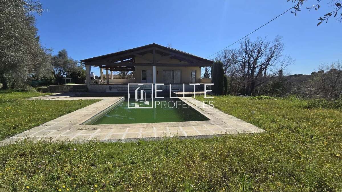 Appartement à VALBONNE