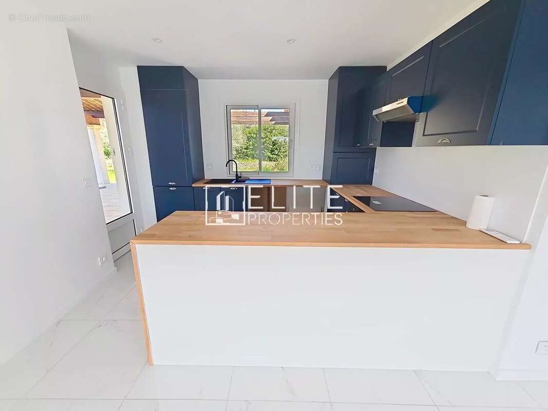 Appartement à VALBONNE