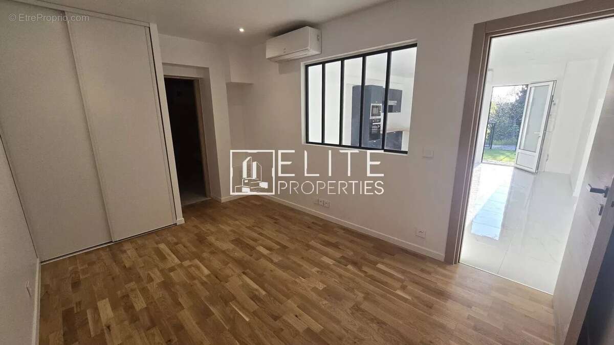 Appartement à VALBONNE