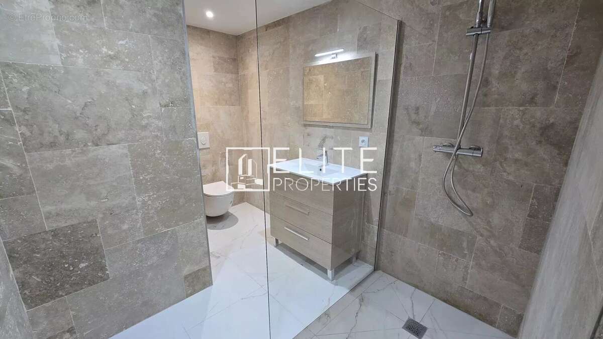 Appartement à VALBONNE