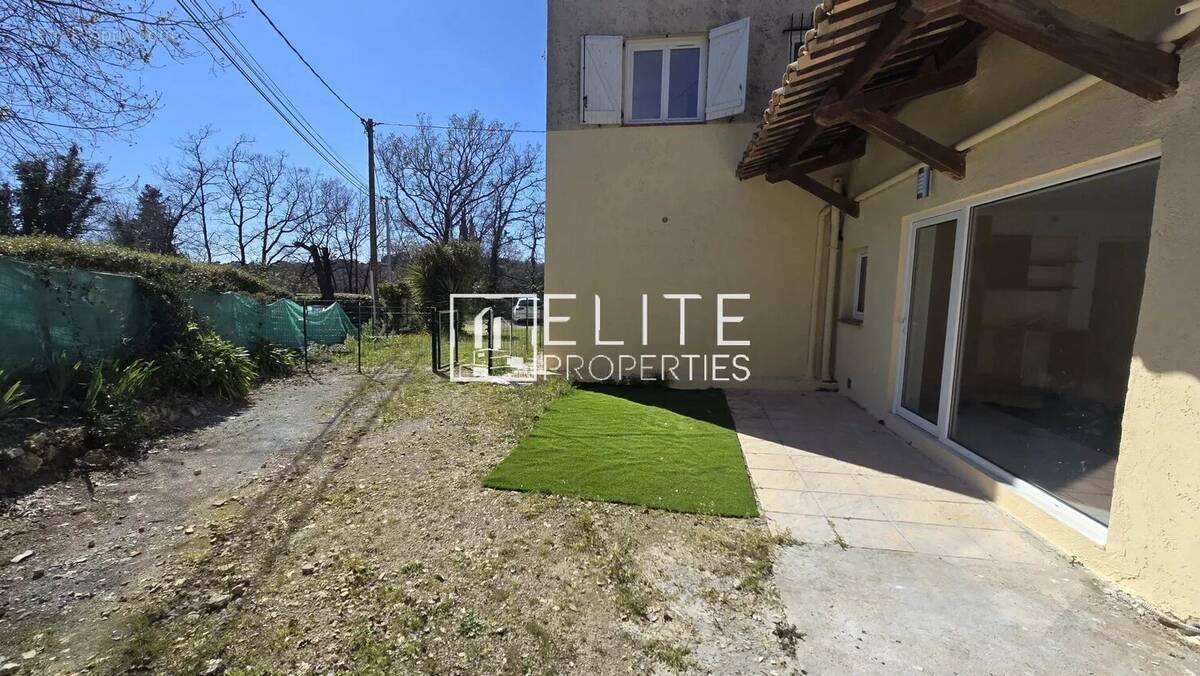 Appartement à VALBONNE