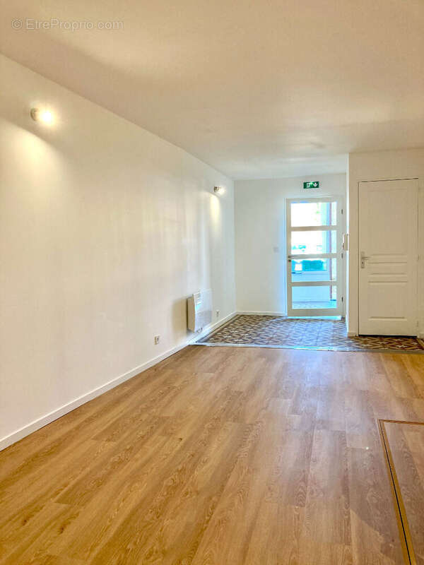 Appartement à COULONGES-SUR-L&#039;AUTIZE