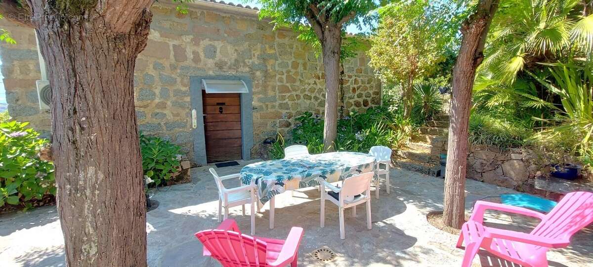 Maison à BASTELICACCIA