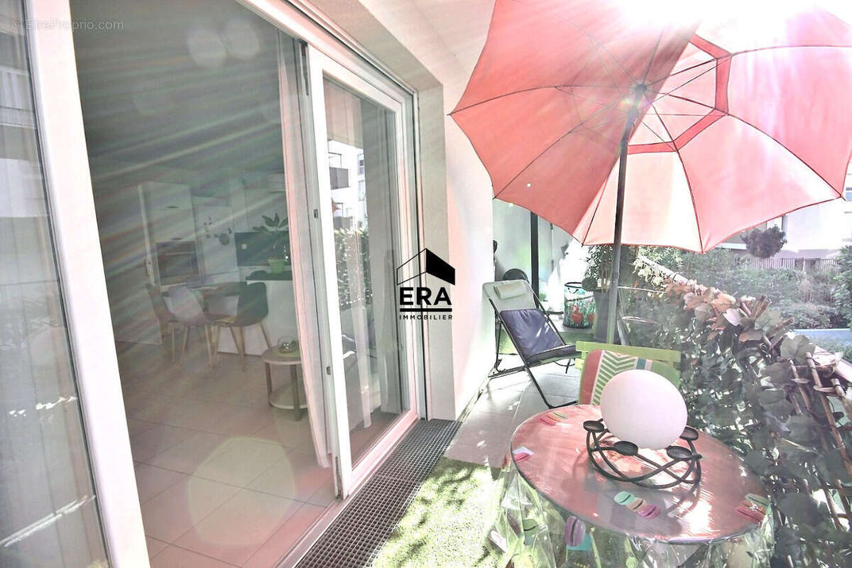 Appartement à FRESNES