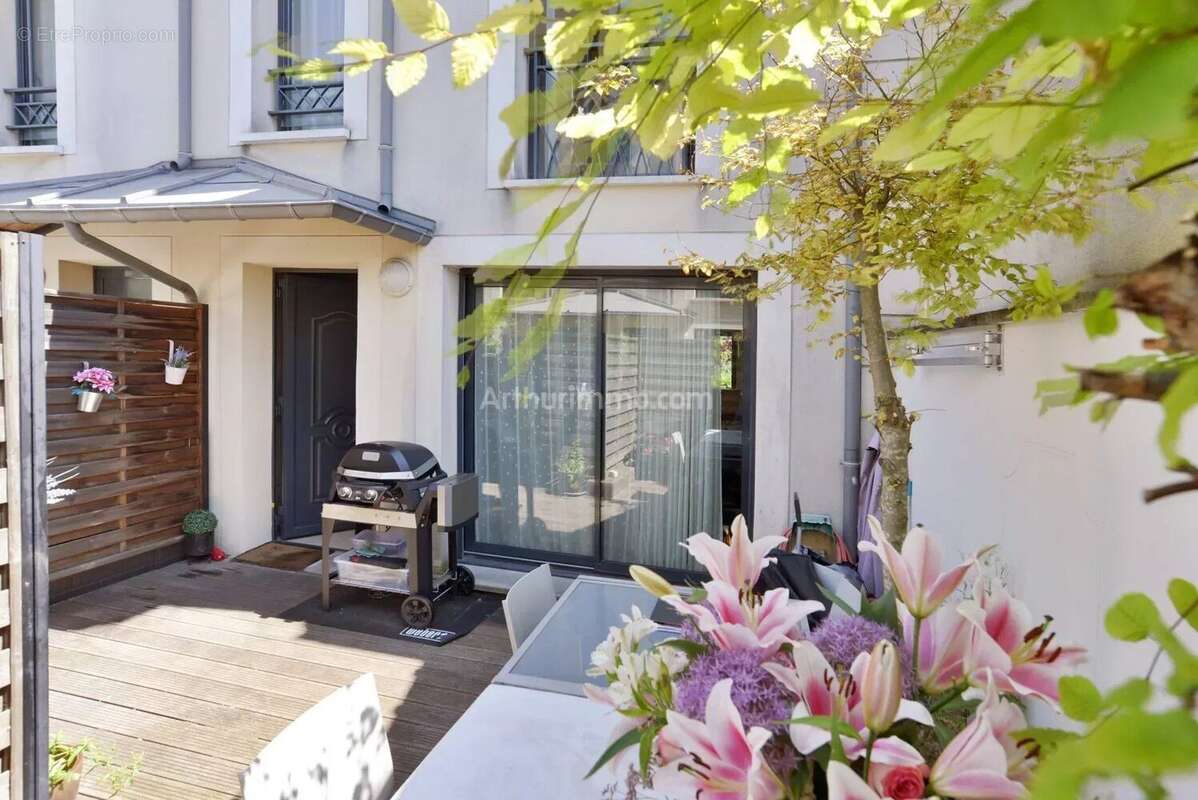 Maison à NOGENT-SUR-MARNE