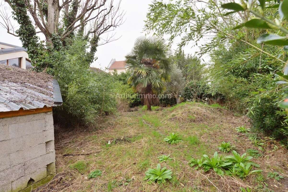 Maison à LE PERREUX-SUR-MARNE