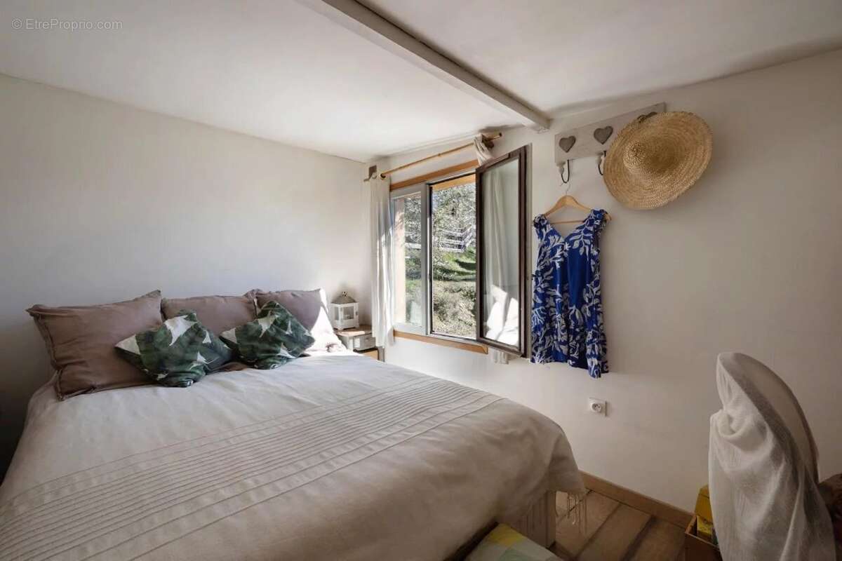 Maison à TOUET-DE-L&#039;ESCARENE