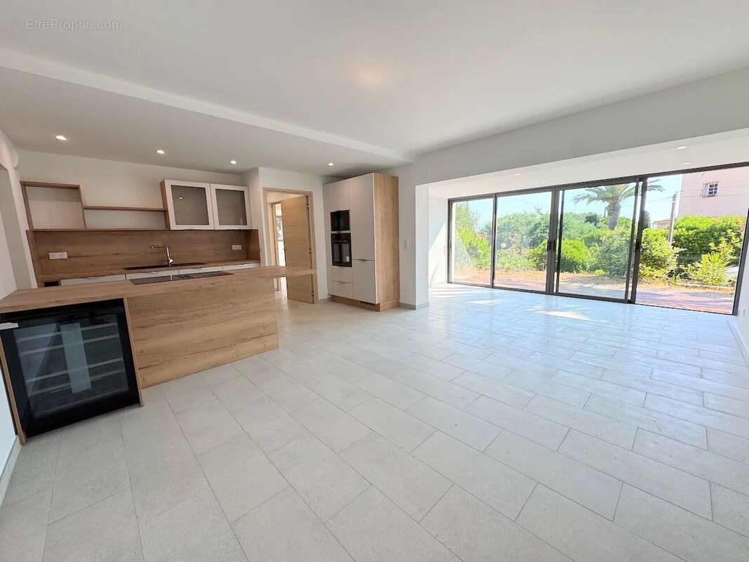 Appartement à LES ISSAMBRES