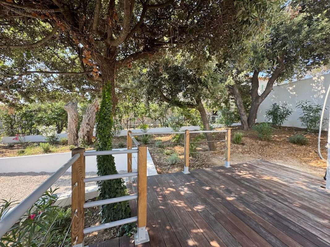 Appartement à LES ISSAMBRES