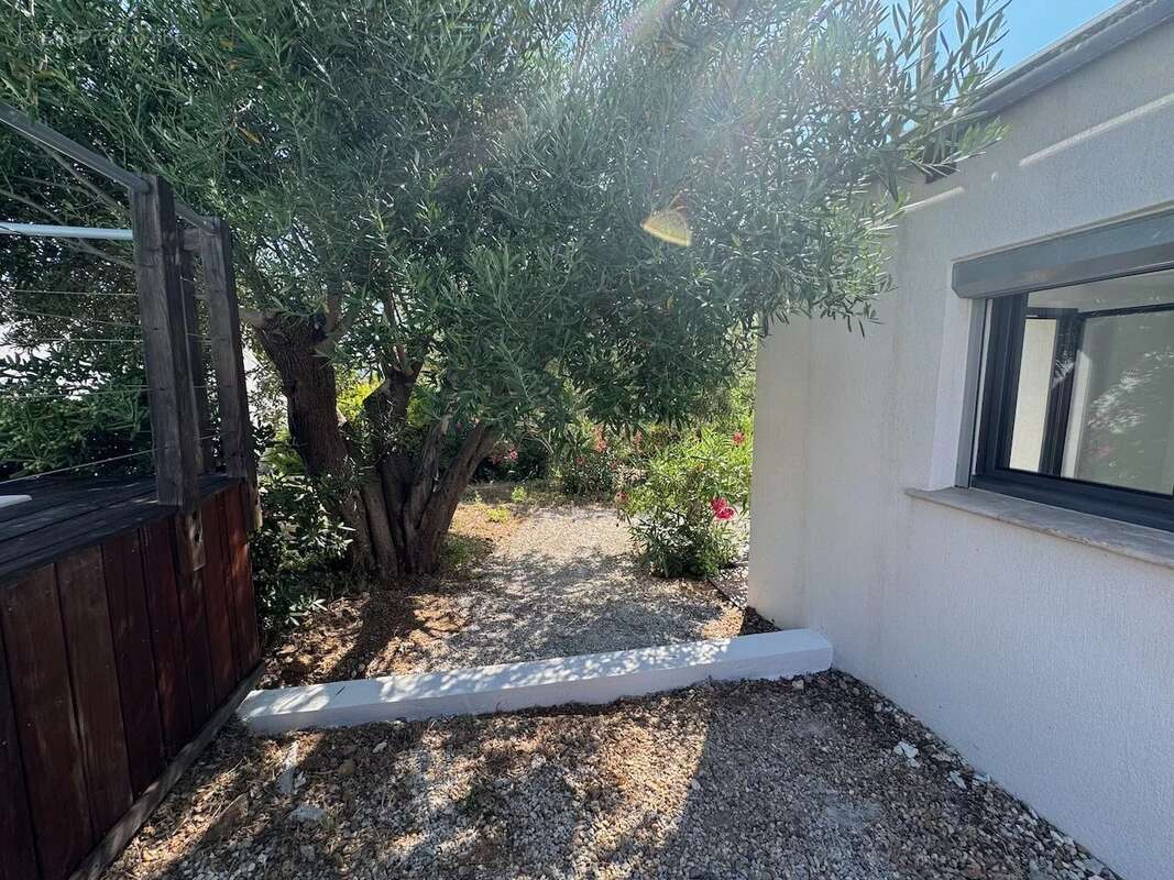 Appartement à LES ISSAMBRES