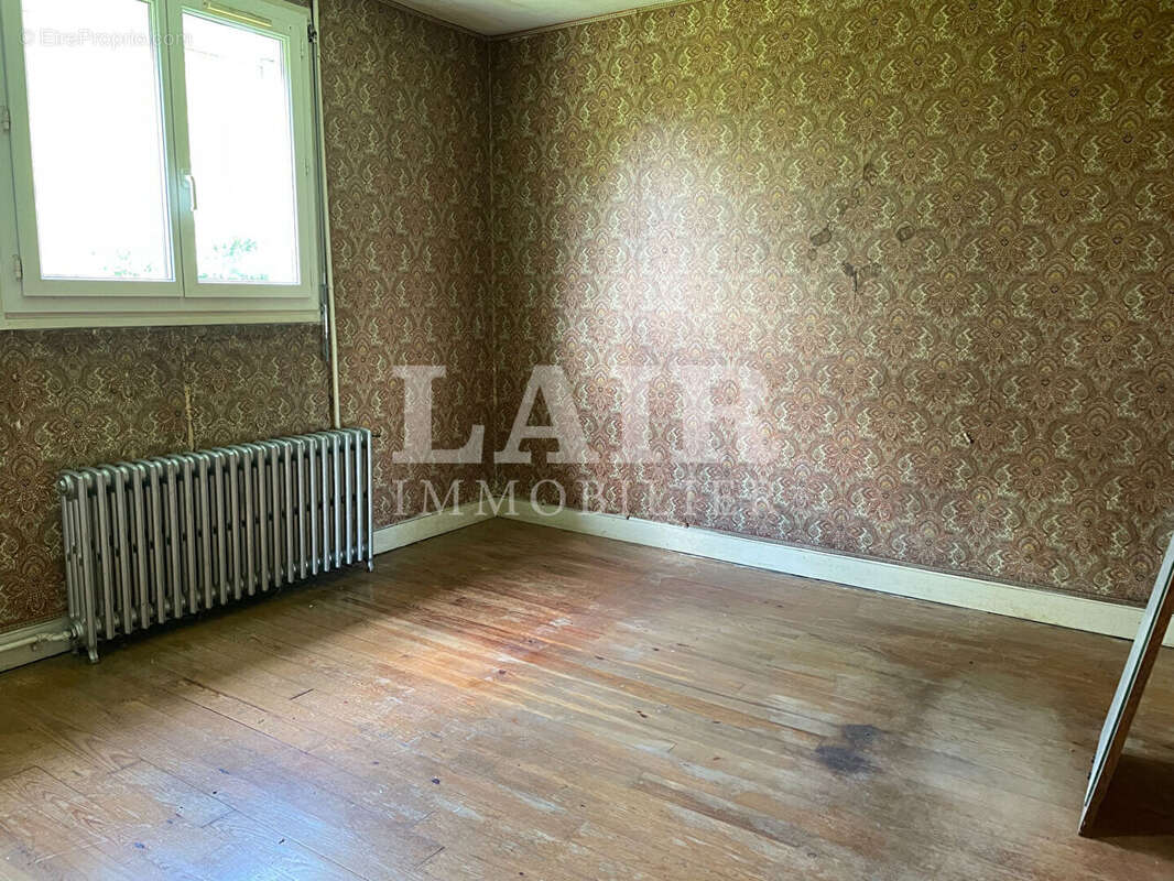 Maison à LE GUE-DE-LA-CHAINE