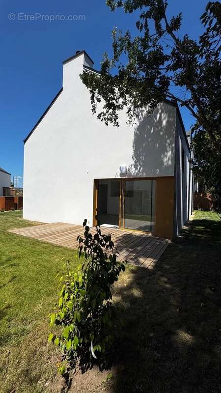 Maison à LARMOR-BADEN