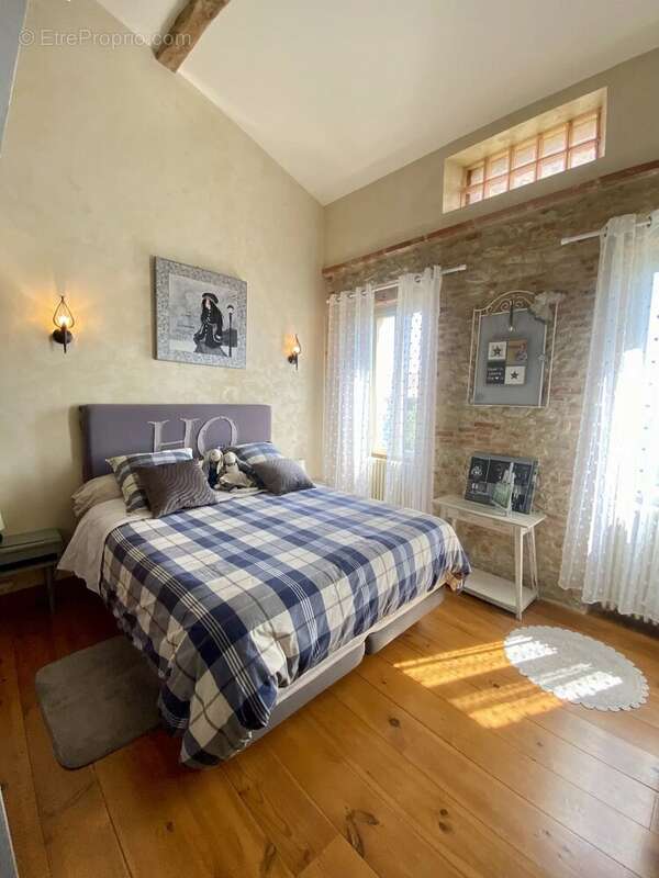 Maison à VILLEFRANCHE-DE-LAURAGAIS