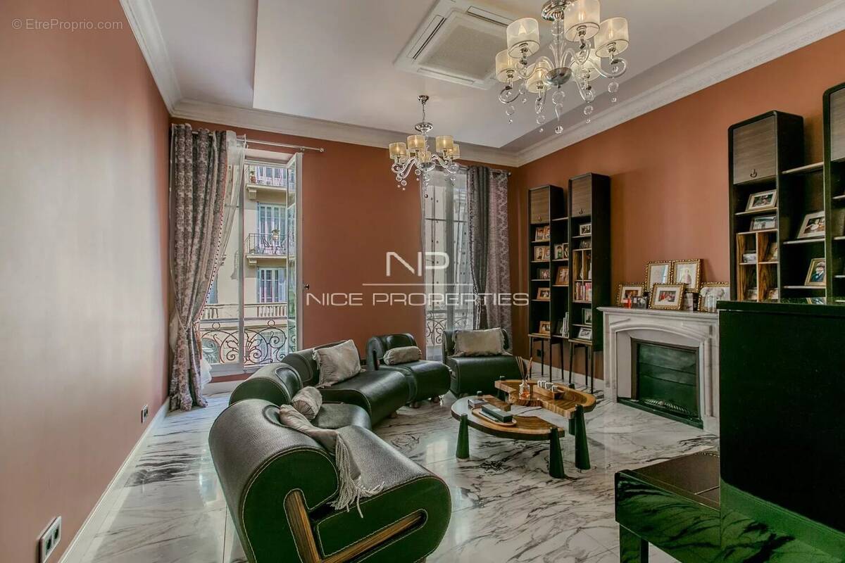 Appartement à NICE