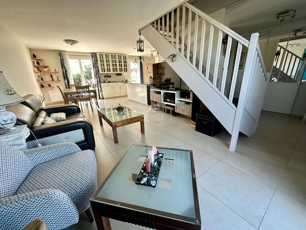 Maison à CARRIERES-SOUS-POISSY