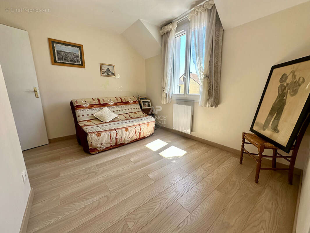 Maison à CARRIERES-SOUS-POISSY