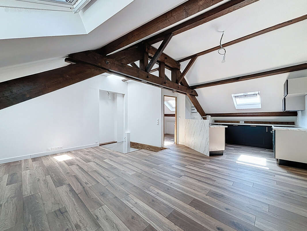 Appartement à AIX-LES-BAINS