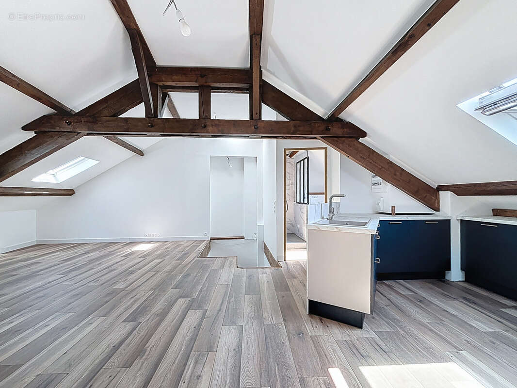 Appartement à AIX-LES-BAINS