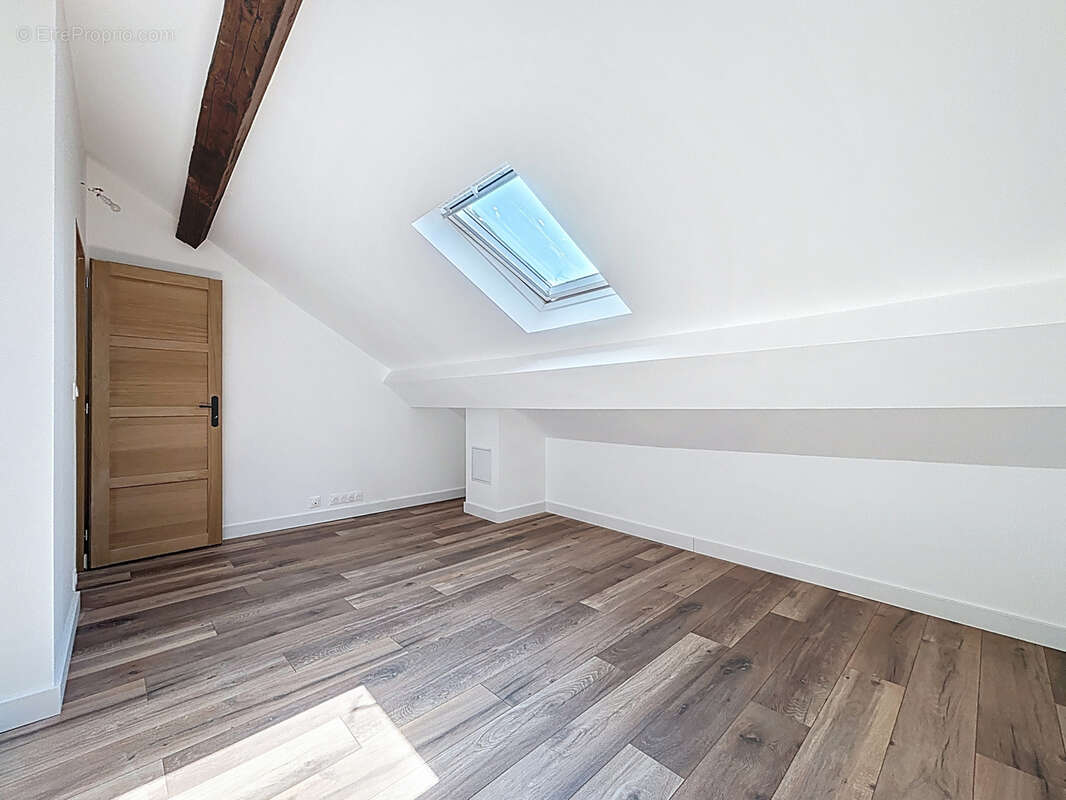 Appartement à AIX-LES-BAINS