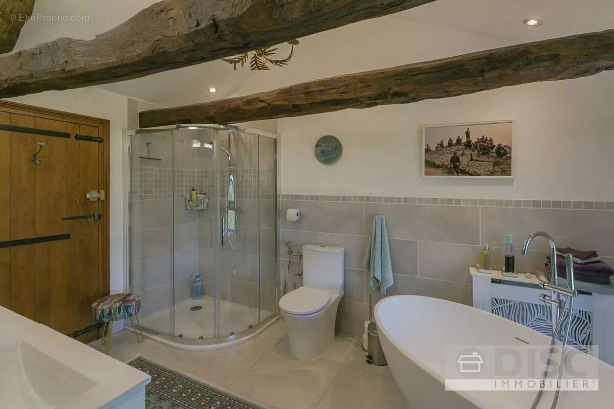 Maison à SAINT-MARTIN-LAGUEPIE