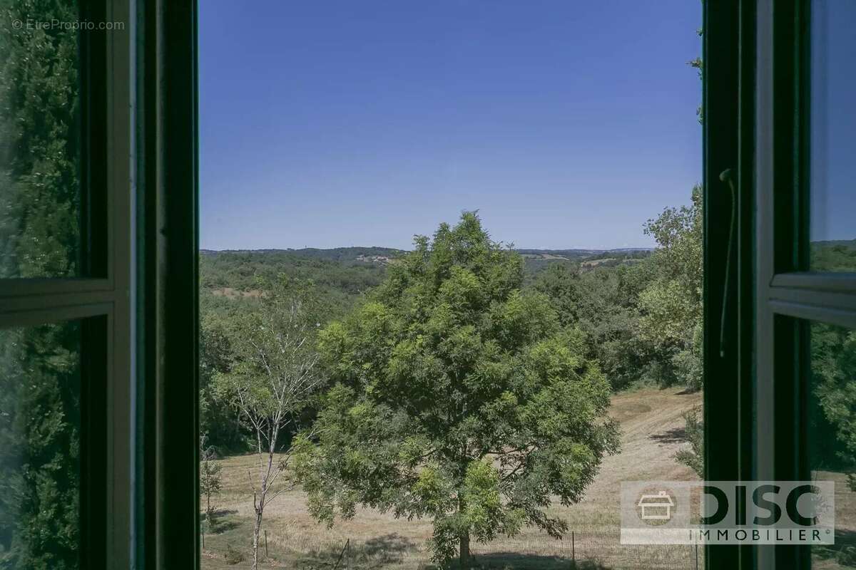 Maison à SAINT-MARTIN-LAGUEPIE