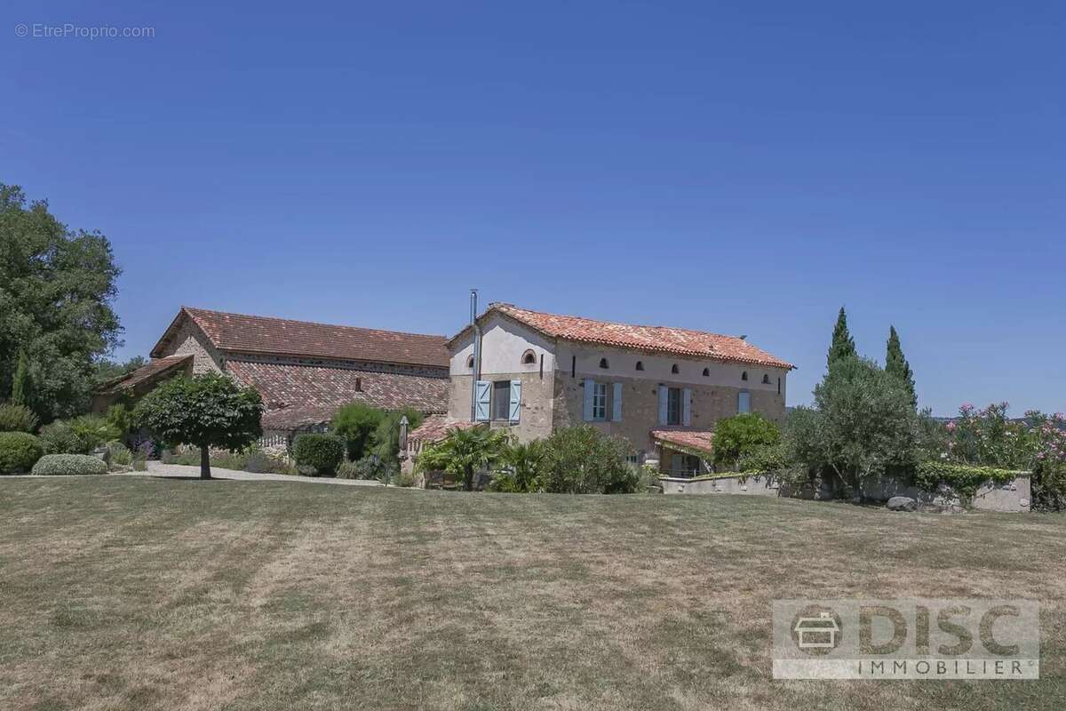 Maison à SAINT-MARTIN-LAGUEPIE