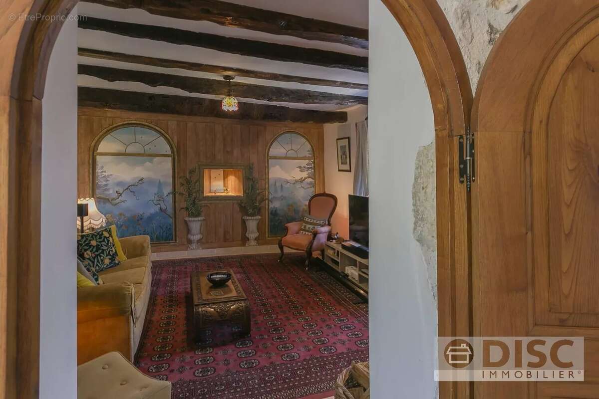 Maison à SAINT-MARTIN-LAGUEPIE